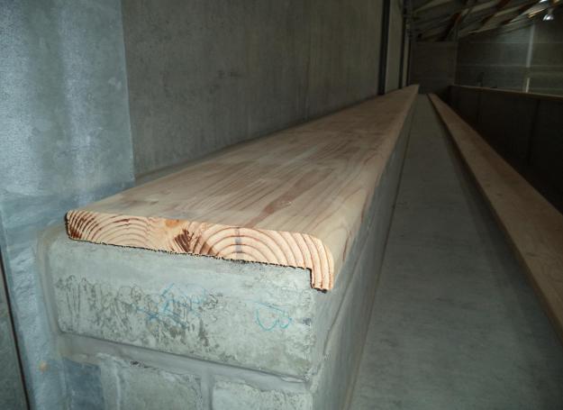 prefab beton met houten afwerking